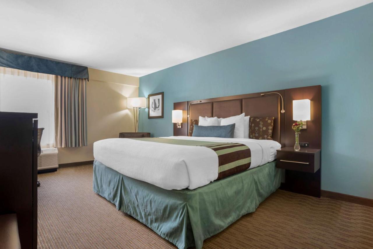 Best Western Plus Tallahassee North Hotel Exterior photo
