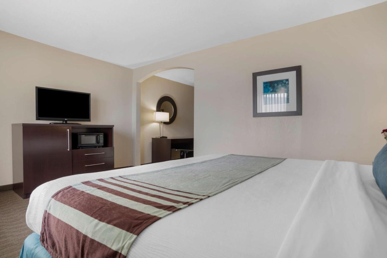 Best Western Plus Tallahassee North Hotel Exterior photo